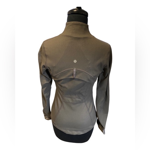 Lululemon define jacket & leggings bundle size 4 - Picture 3 of 15
